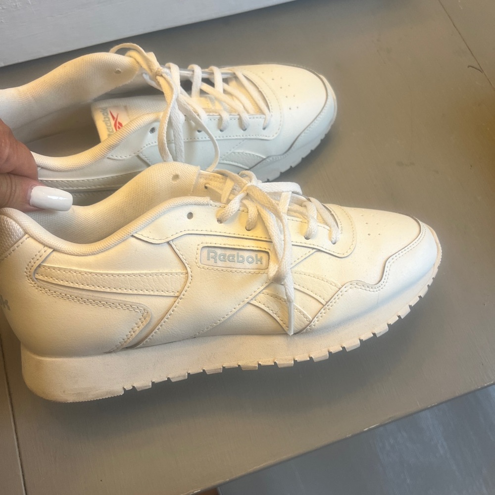 Classic white Reebok tennis shoes